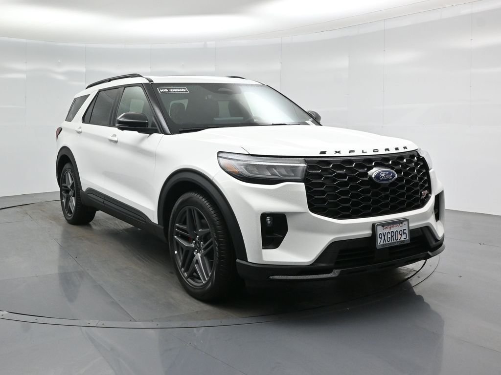New 2026 Star White Metallic Tri-Coat Ford ST image 58