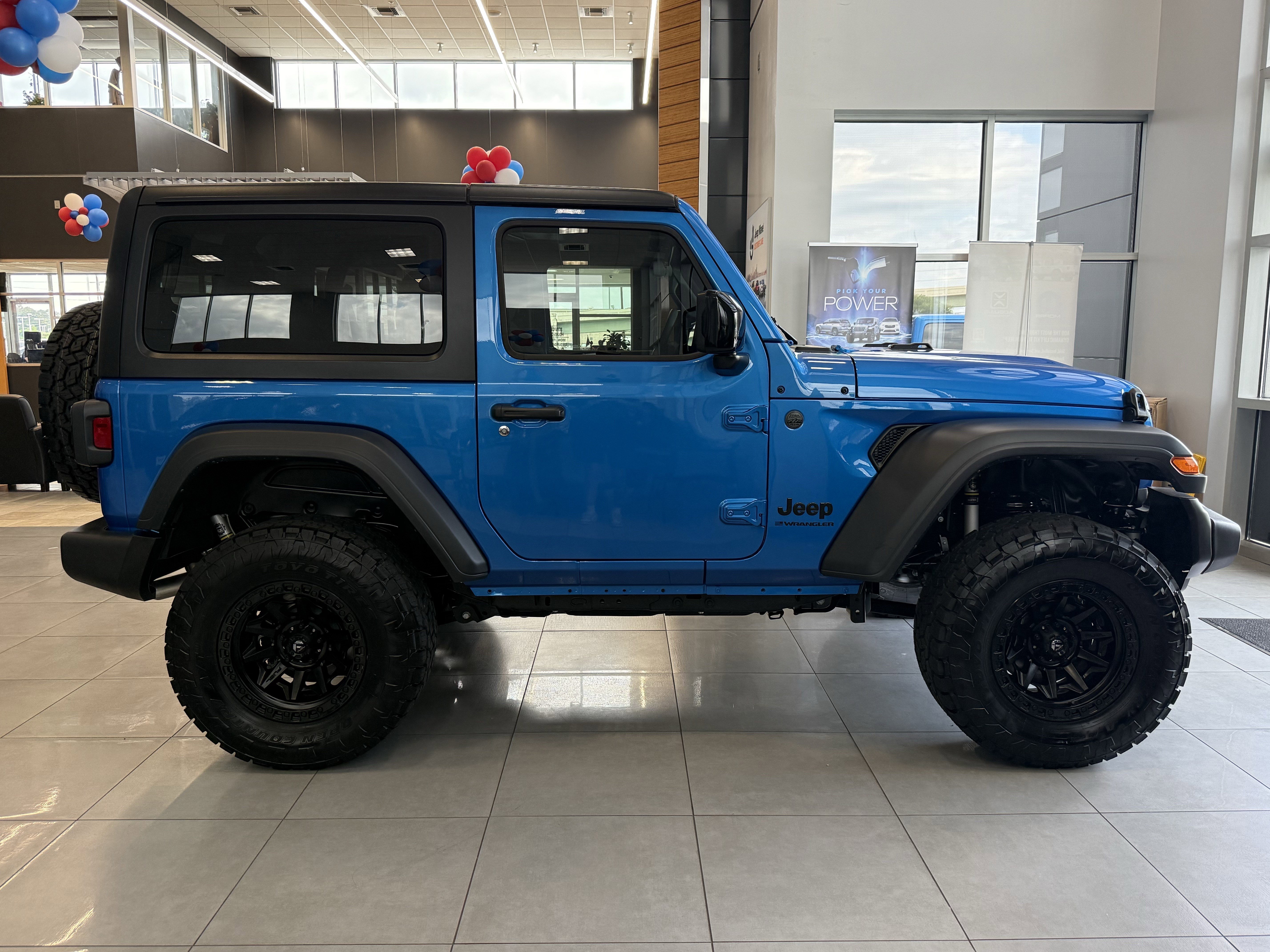 New 2026 Hydro Blue Pearl-Coat Exterior Paint Jeep Sport image 3