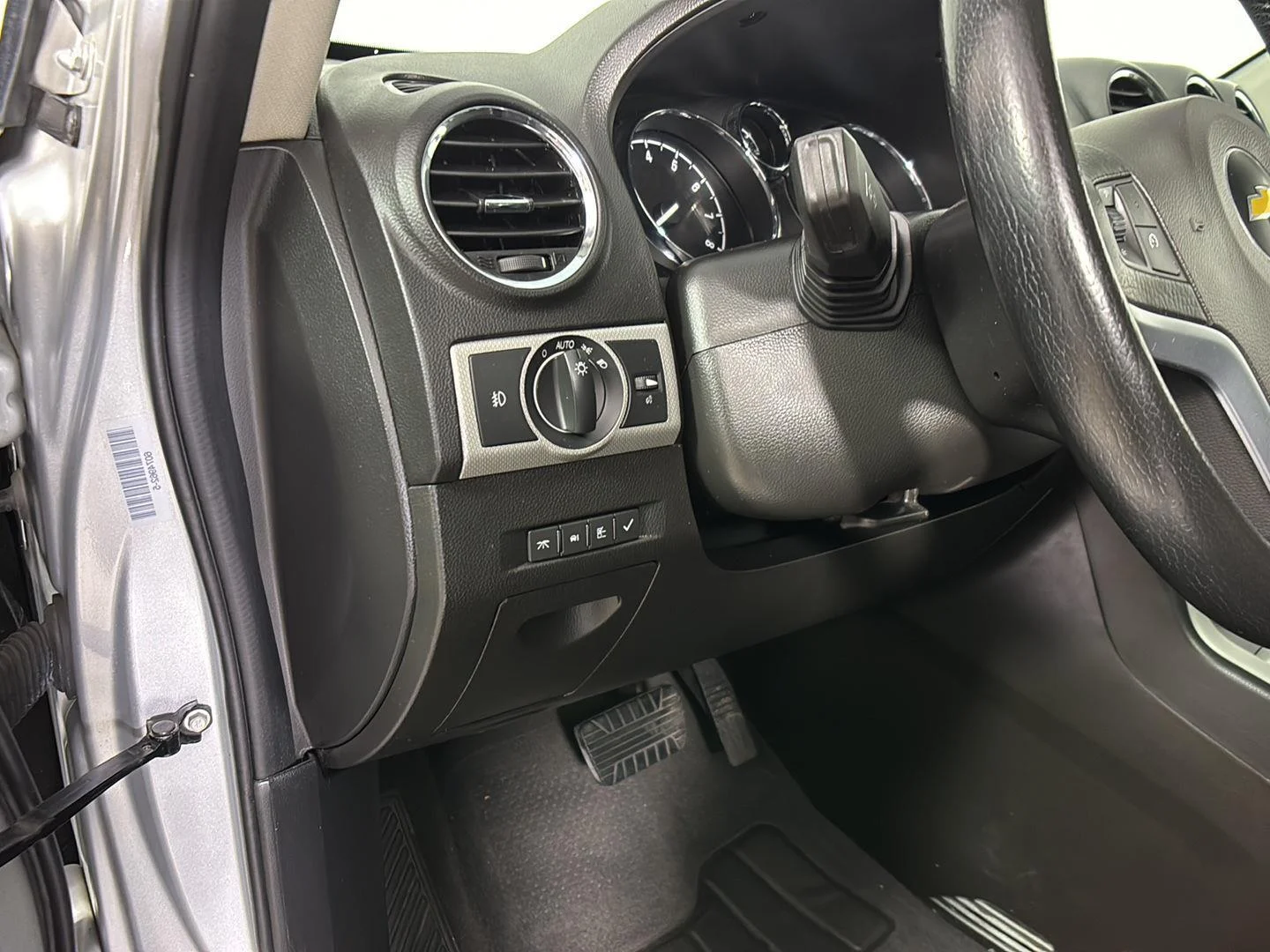 Used 2012 Silver Ice Metallic Chevrolet LTZ image 29