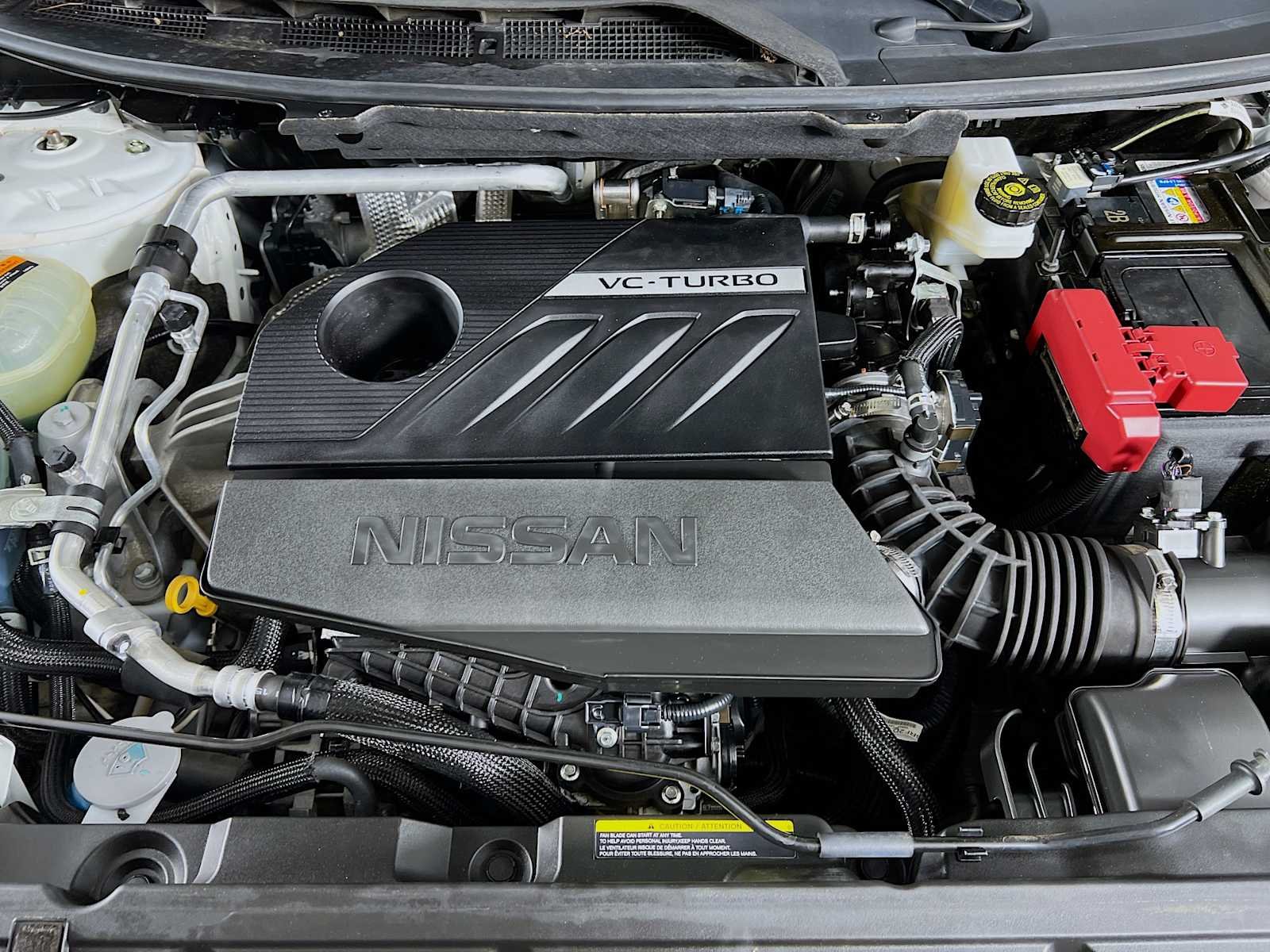 Used 2023 Pearl White Tricoat/Super Black Nissan SL image 31