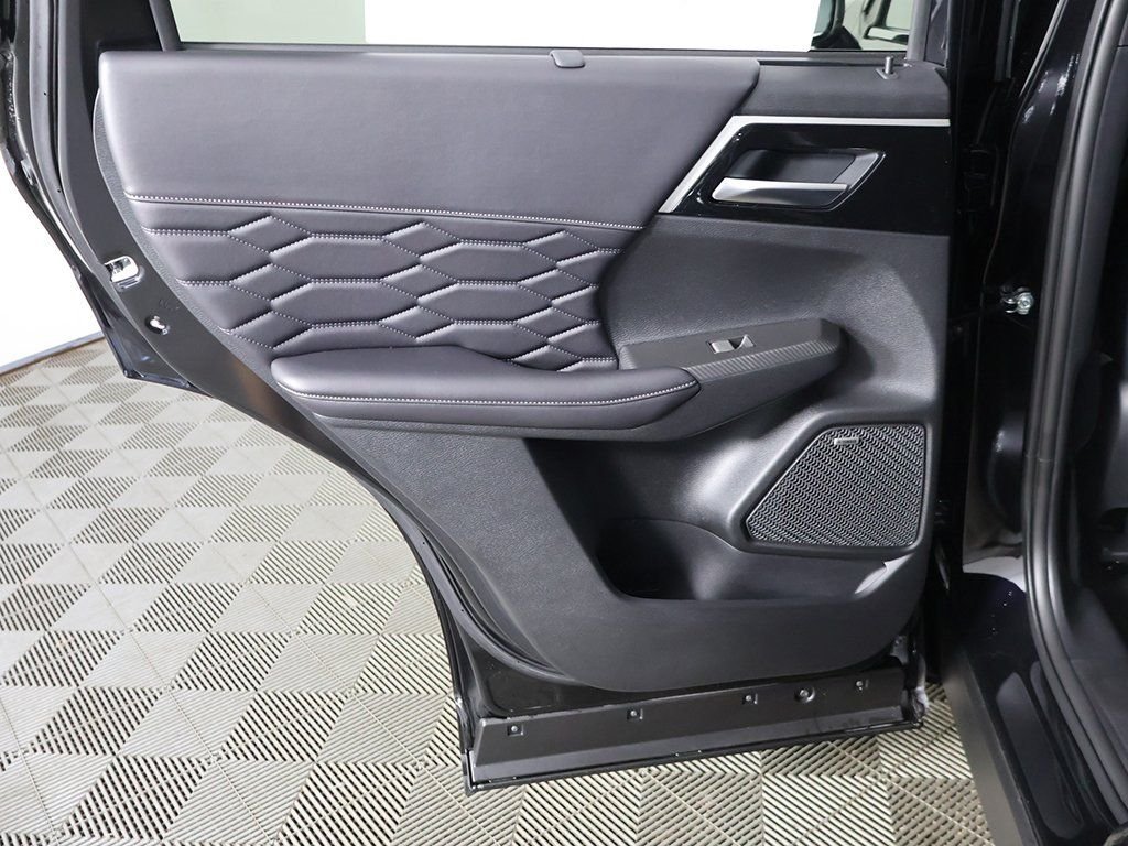 2025 Mitsubishi Outlander SEL - Photo 29