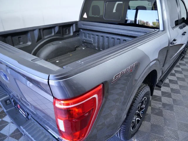 Certified Used 2022 Gray Ford XLT image 10
