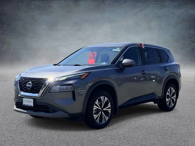 Used 2023 Gray Nissan SV image 5