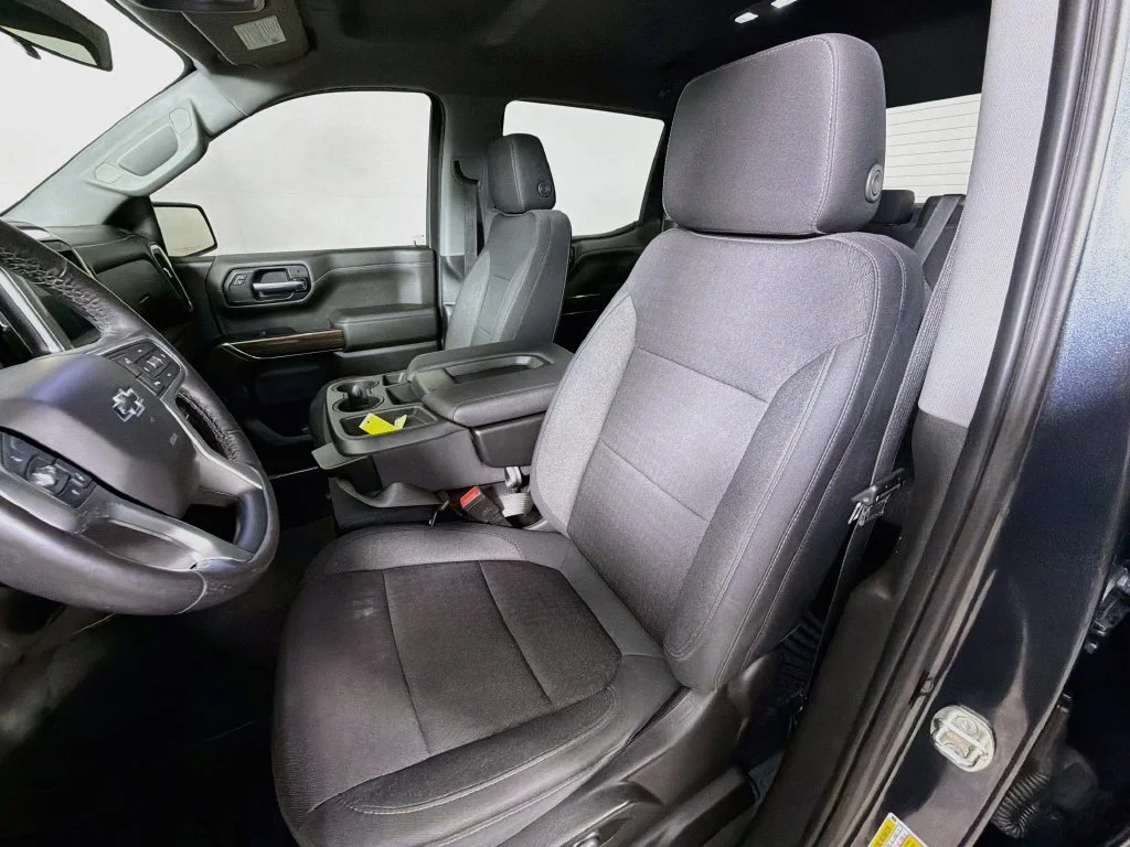 Used 2021 SHADOW GRAY METALLIC Chevrolet RST image 12