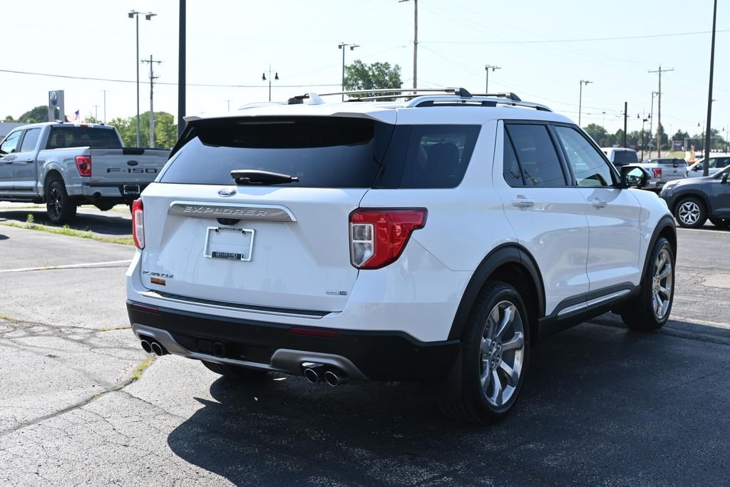 Used 2020 White Metallic Ford Platinum image 9