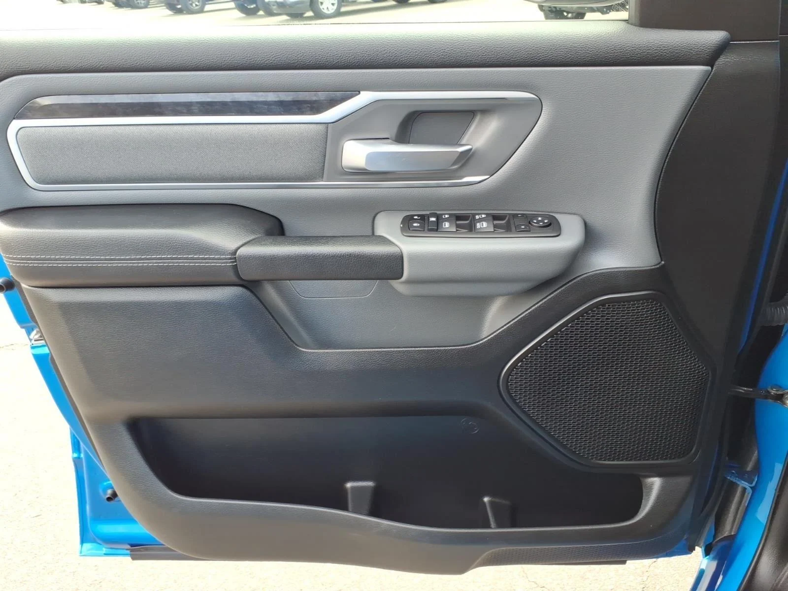 Used 2022 Hydro Blue Pearlcoat Ram Big Horn image 27