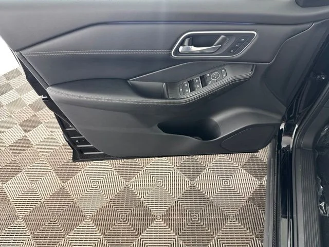Certified Used 2025 Black Nissan Platinum image 18