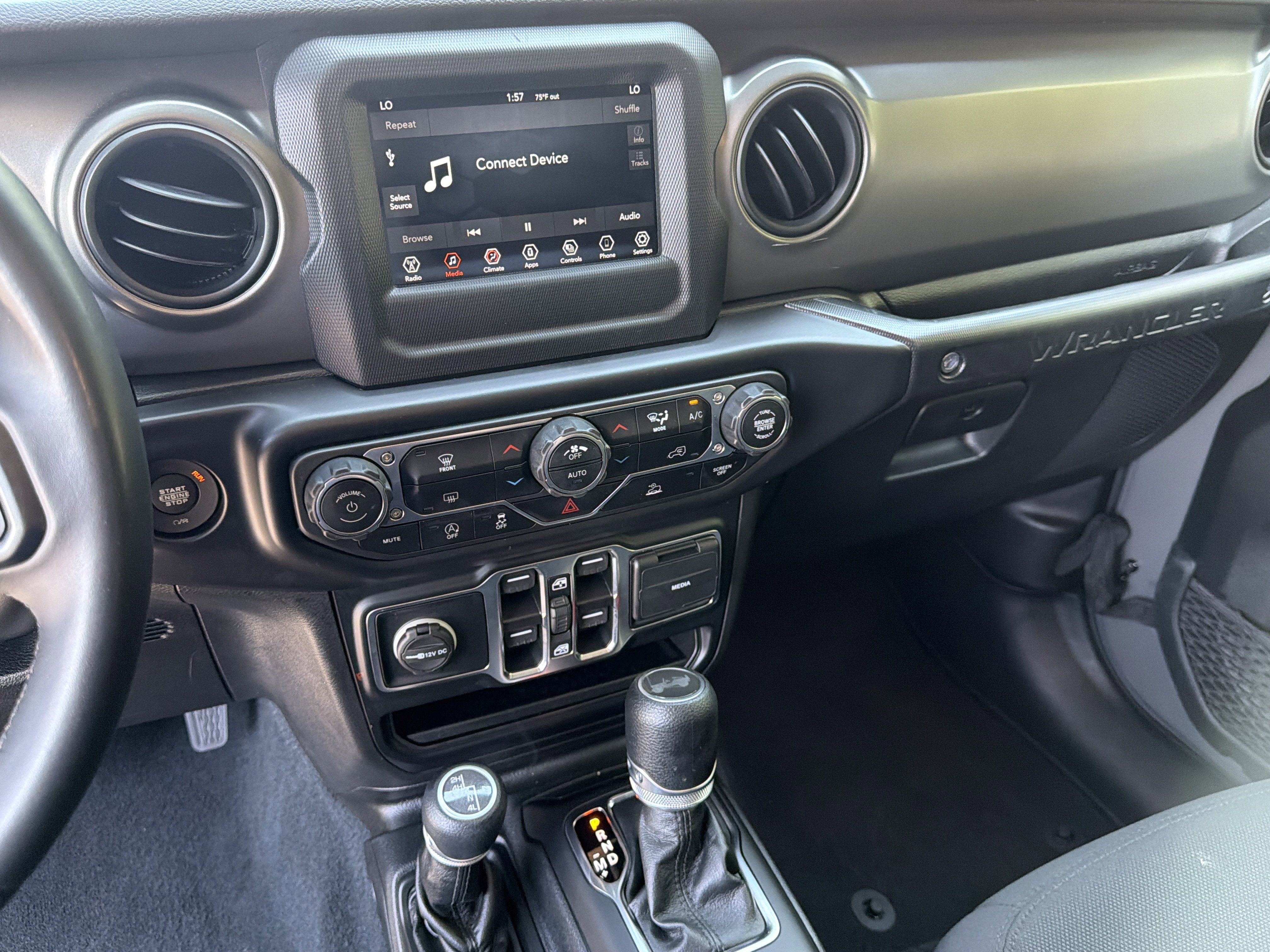 Used 2022 Sting-Gray Clearcoat Jeep Unlimited Sport S image 32