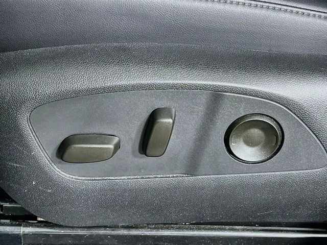 Used 2026 White GMC Elevation image 11