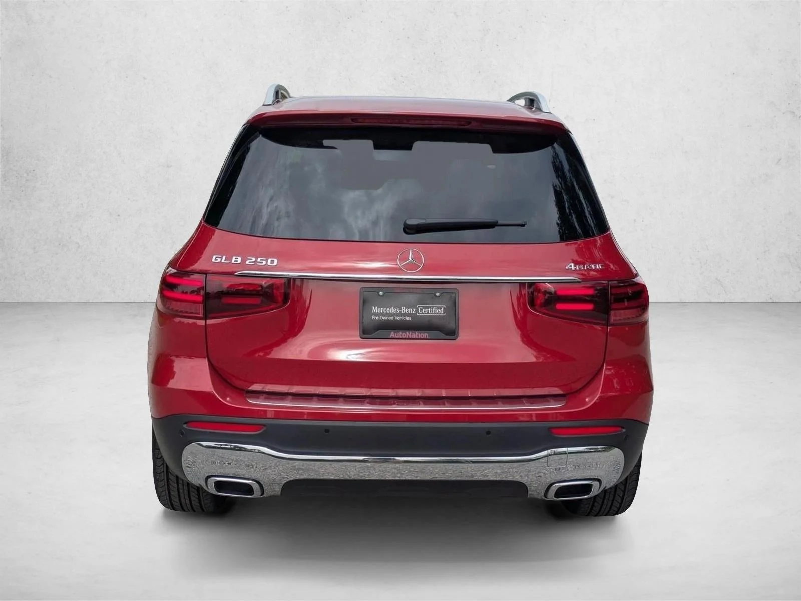 Used 2026 Manufaktur Patagonia Red Metallic Mercedes-Benz GLB 250 image 7