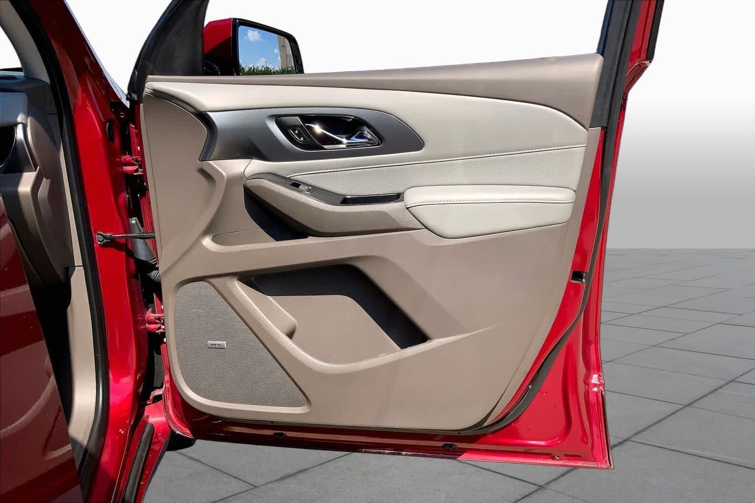 Used 2019 Cajun Red Tintcoat Chevrolet Premier image 22