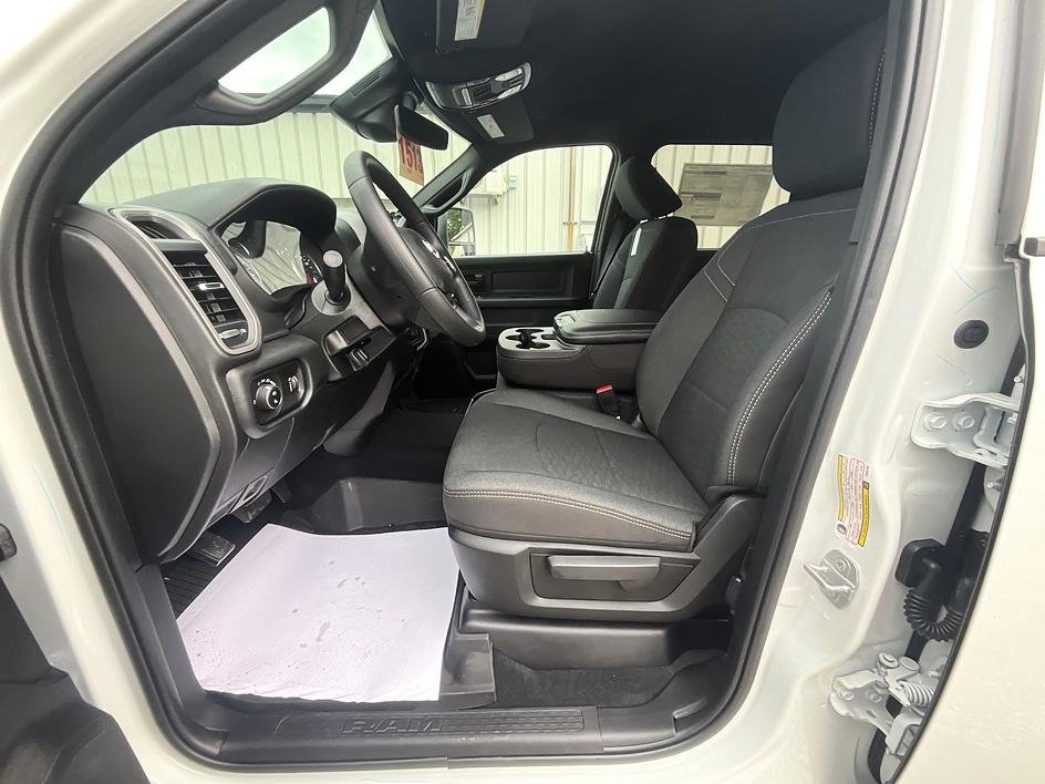 New 2026 Bright White Clearcoat RAM  image 14