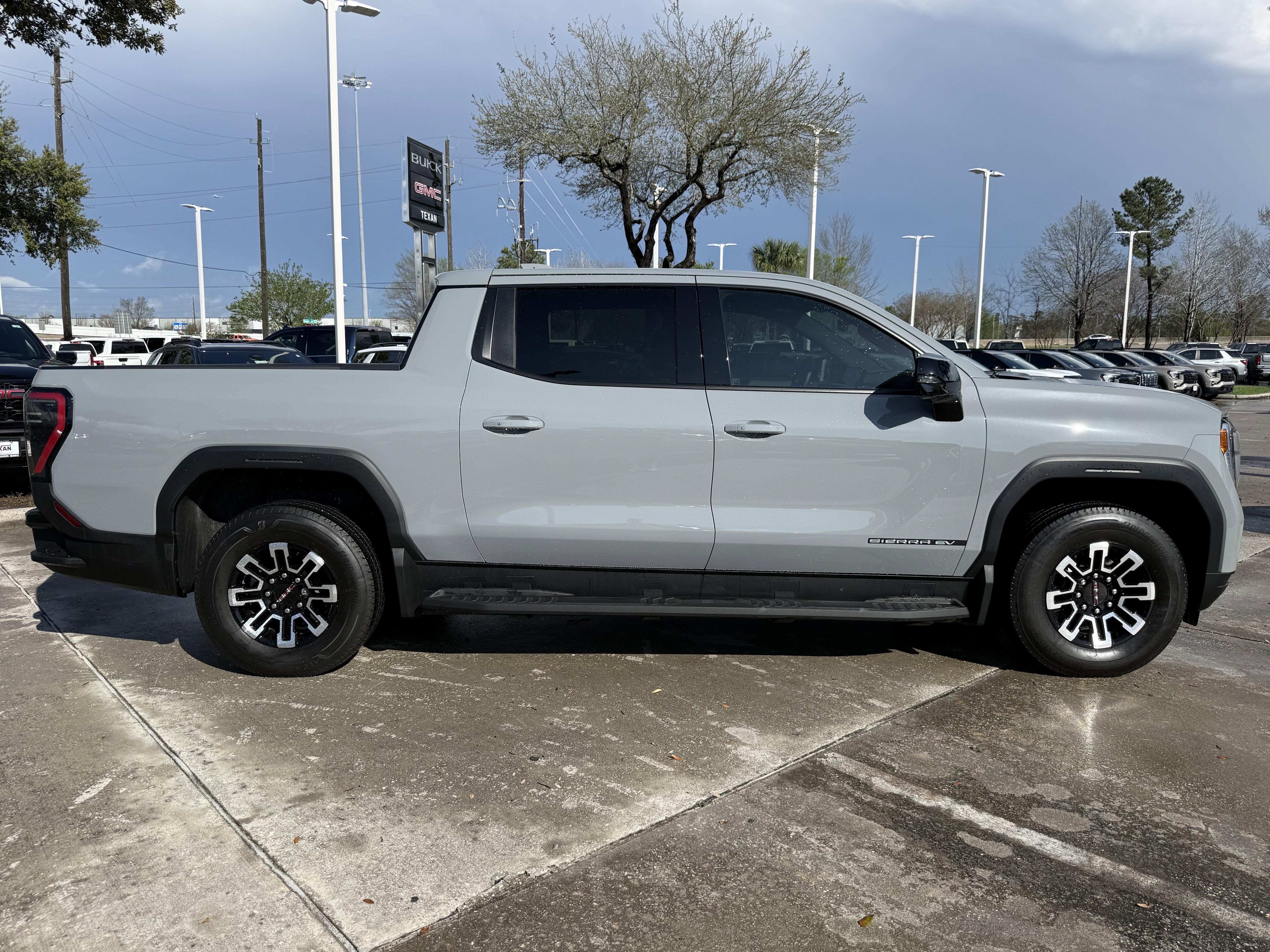 2026 GMC Sierra EV Elevation - Photo 3