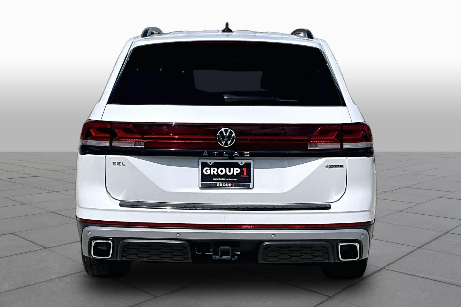 Used 2024 Opal White Pearl Volkswagen 2.0T Peak Edition SEL image 5