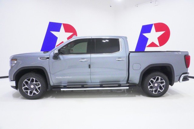 2026 GMC Sierra 1500 SLT - Photo 12