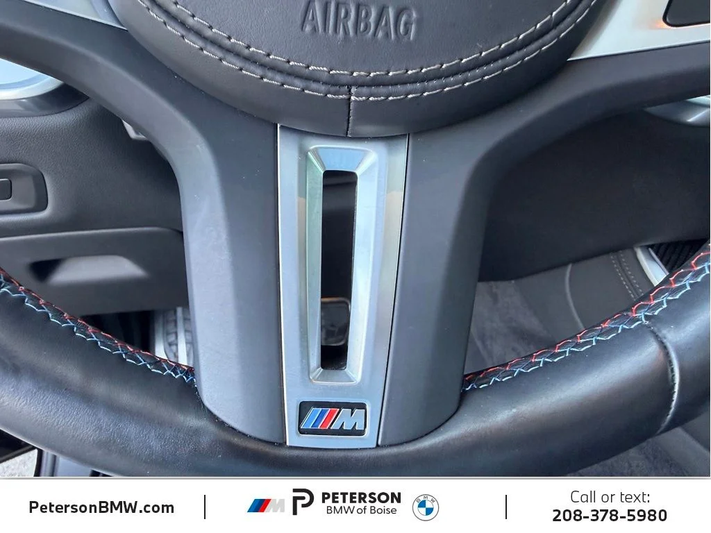 Used 2025 Black BMW M60i image 36