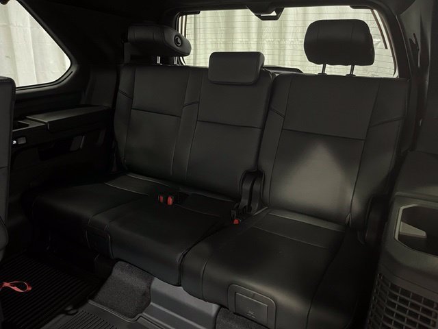 New 2026 Magnetic Gray Metallic Toyota  Platinum image 12