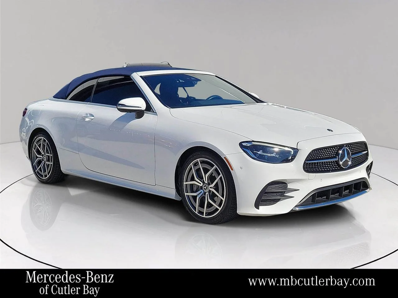 2023 Mercedes-Benz E-Class E450 Cabriolet's photo