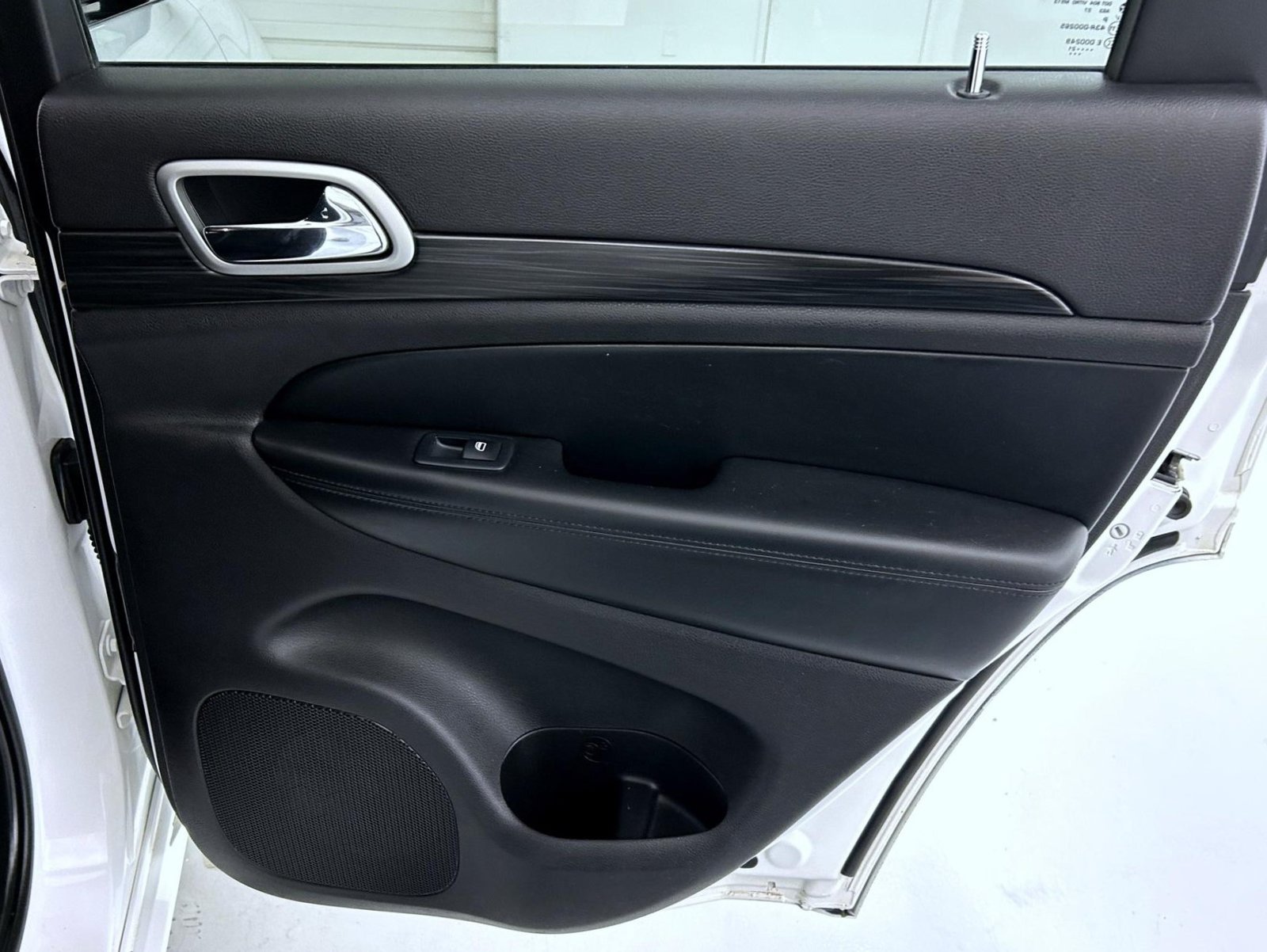 Used 2021 Bright White Clearcoat Jeep Laredo X image 17