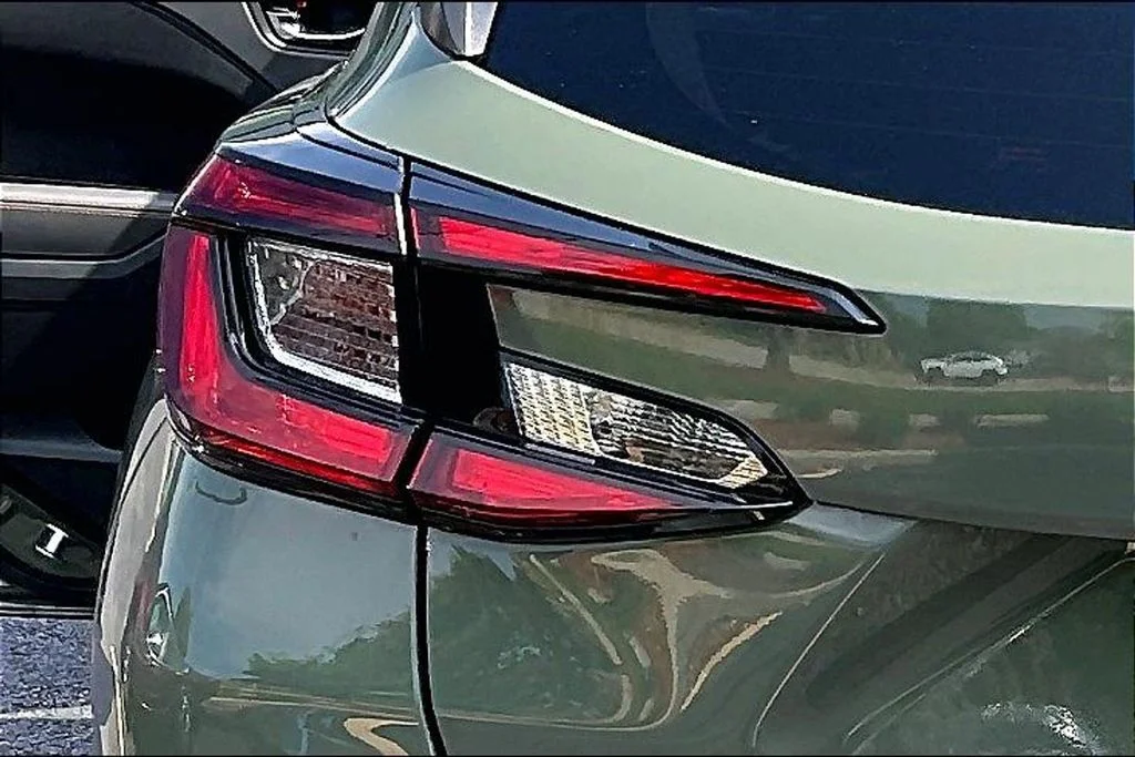 Used 2024 Green Subaru Limited image 33