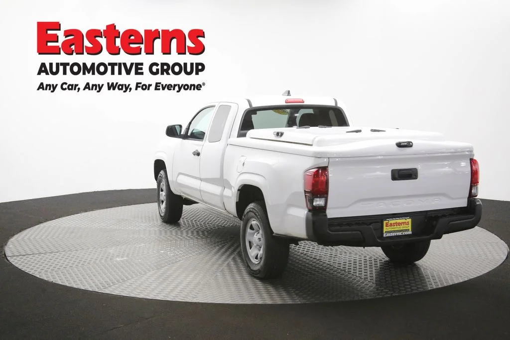 Used 2020 White Toyota SR image 35