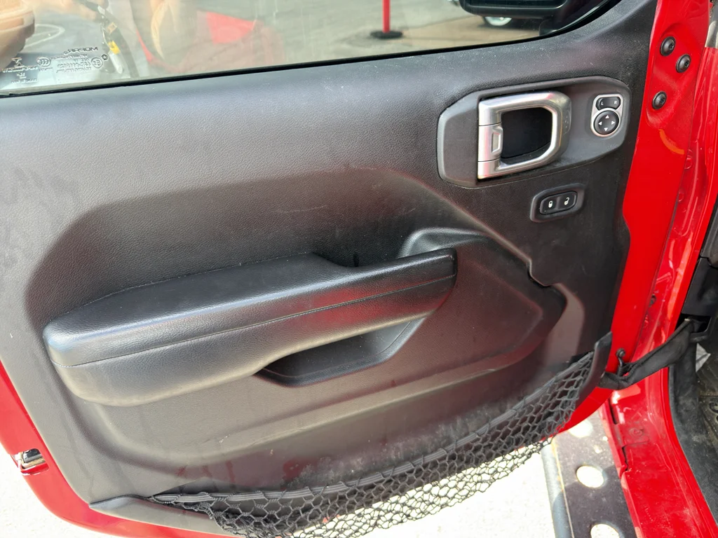Used 2019 Firecracker Red Clearcoat Jeep Sport S image 5
