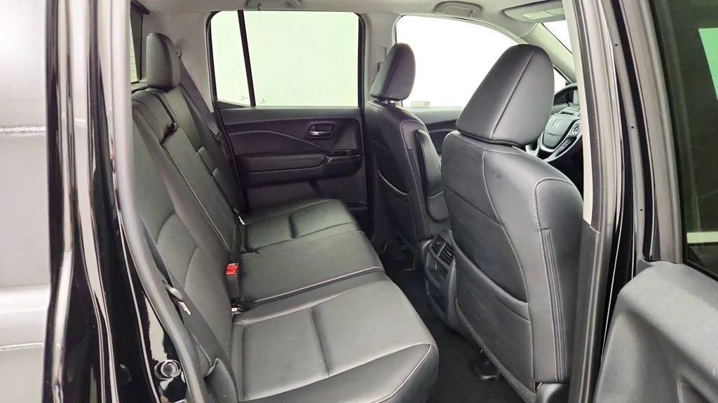 Used 2023 Crystal Black Pearl Honda RTL AWD image 22