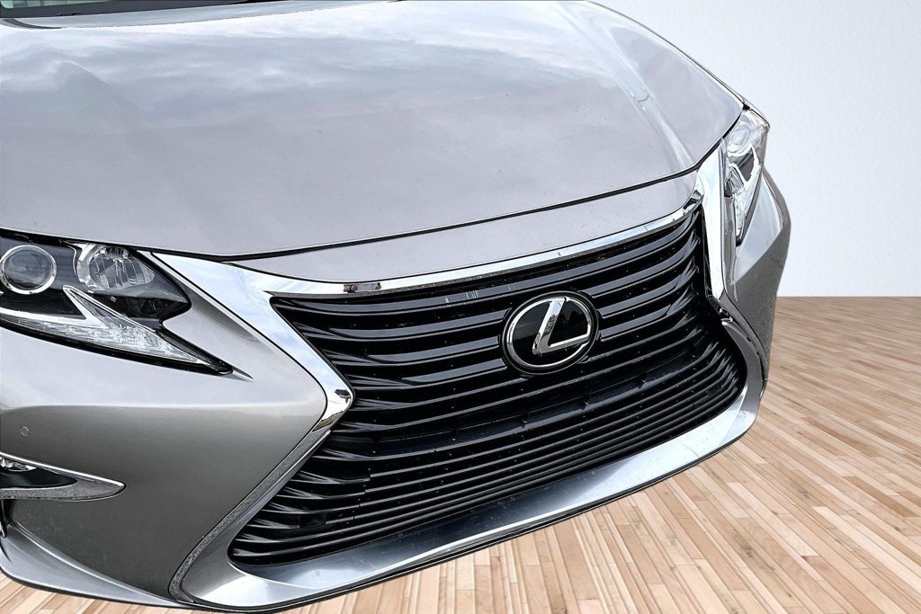 Used 2017 Silver Lexus 350 image 26