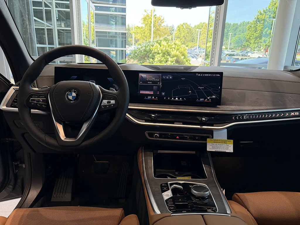 New 2026 Skyscraper Grey Metallic BMW xDrive40i image 15