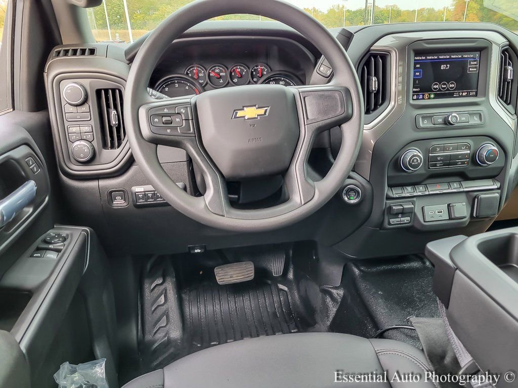 2025 Chevrolet Silverado 3500 HD Work Truck - Photo 9