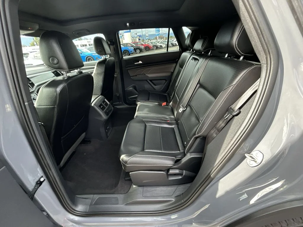 2022 Volkswagen Atlas Cross Sport SEL R-Line - Photo 23