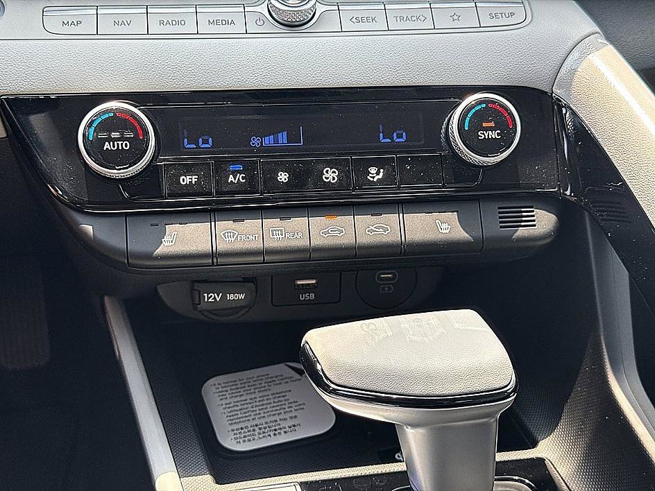 New 2026 Abyss Black Hyundai Limited image 11