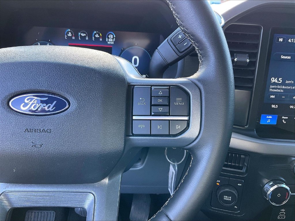 Used 2025 Blue Metallic Ford XLT image 23