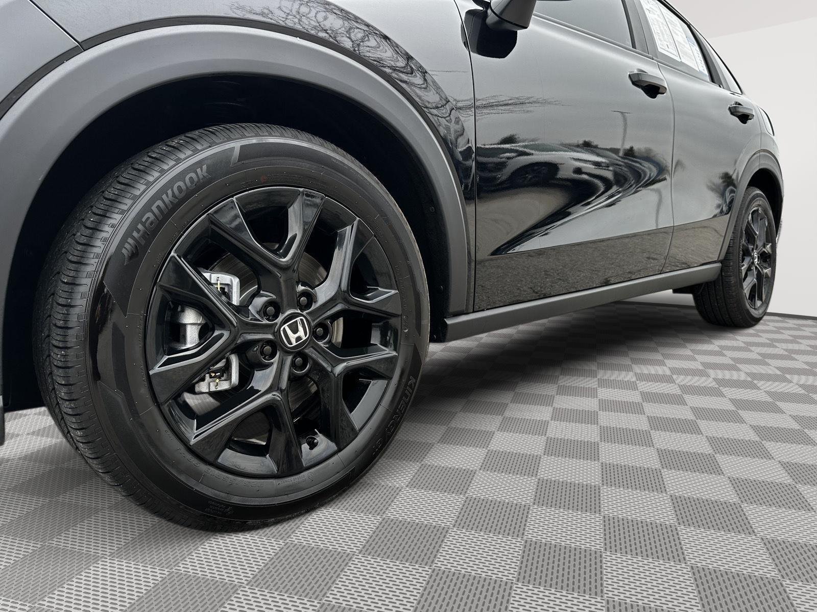 Used 2025 Crystal Black Pearl Honda Sport image 6