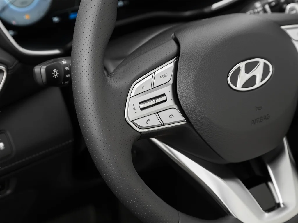 Used 2021 Gray Hyundai SE image 46