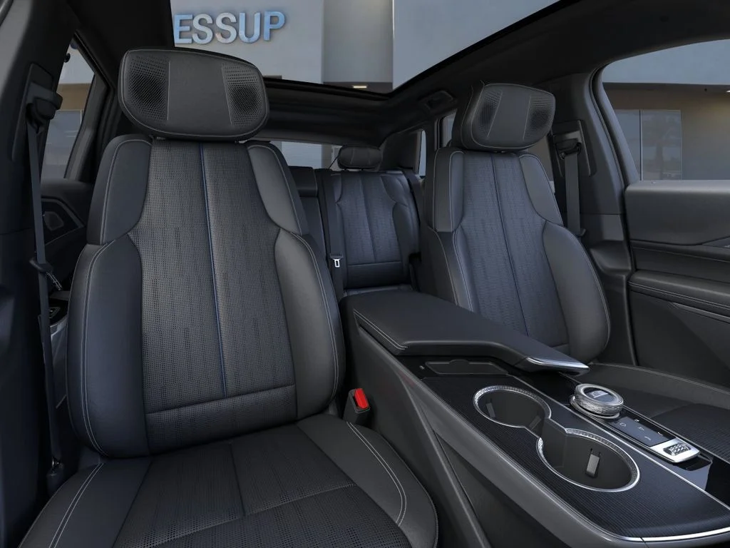 2026 Cadillac LYRIQ V - Photo 16