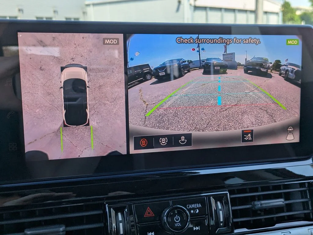 New 2026 Scarlet Ember Tintcoat Nissan Platinum image 21
