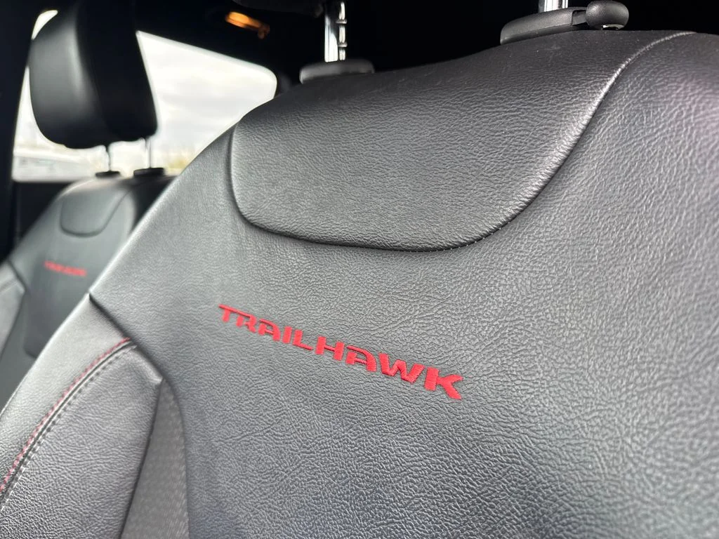 Used 2024 White Jeep Trailhawk image 6