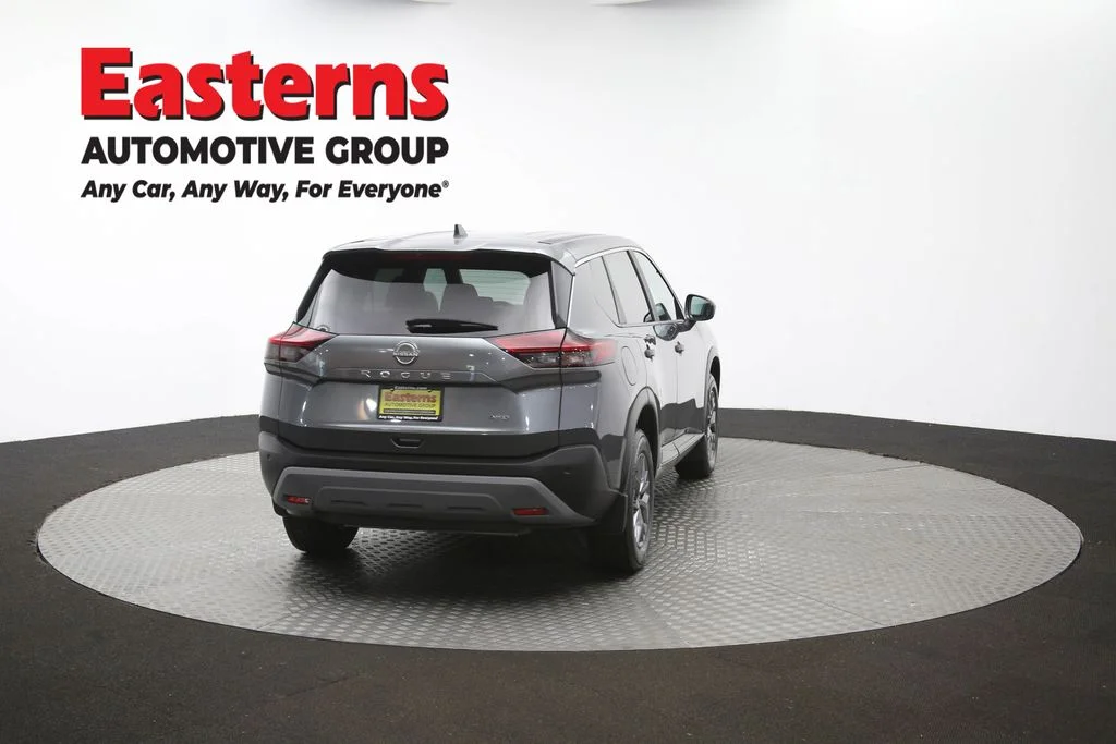 Used 2023 Gray Nissan S image 40