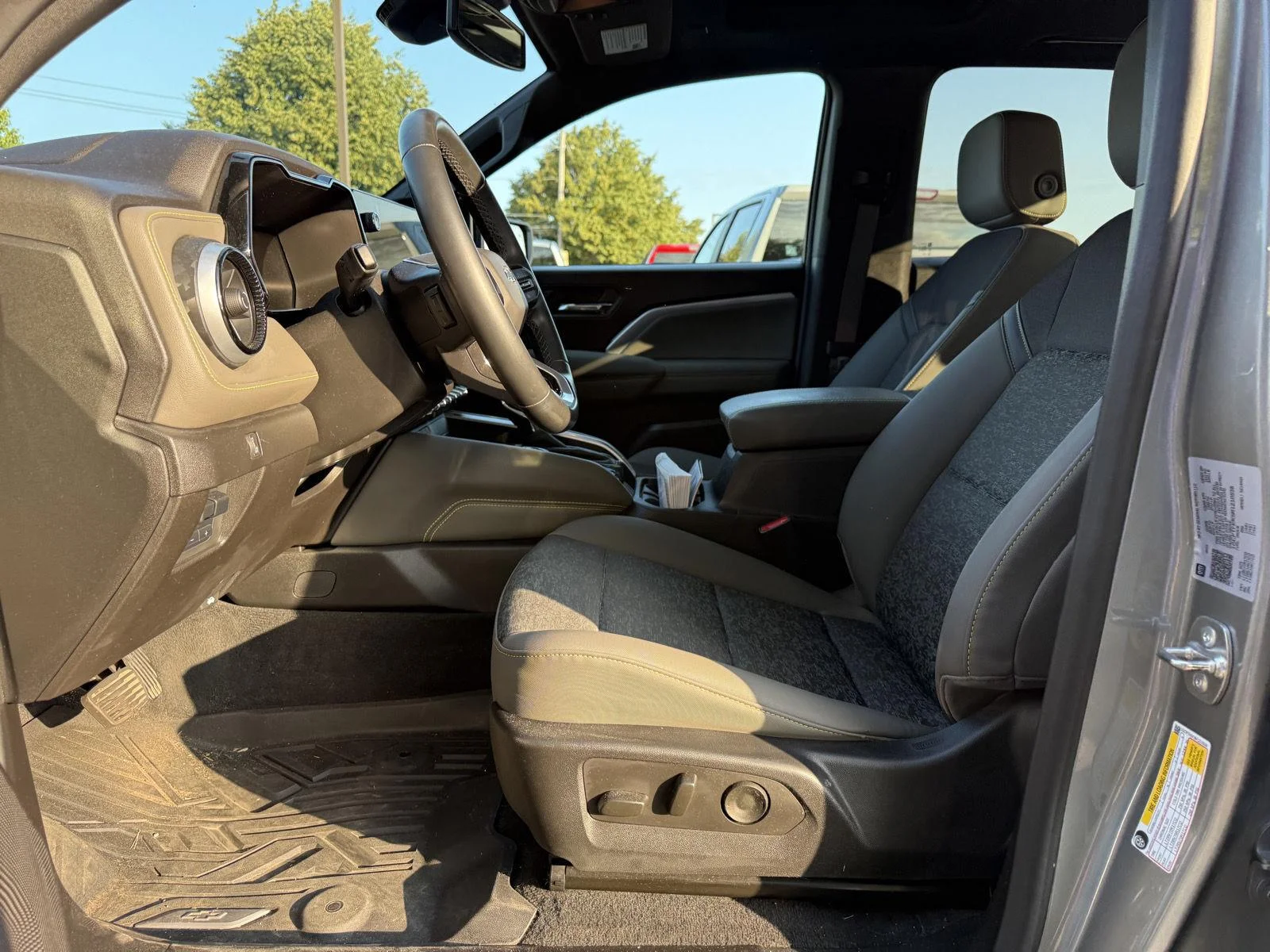 Used 2024 Sterling Gray Metallic Chevrolet ZR2 image 5