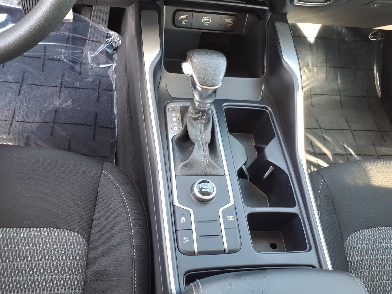 Used 2022 SILVER Kia LX image 15
