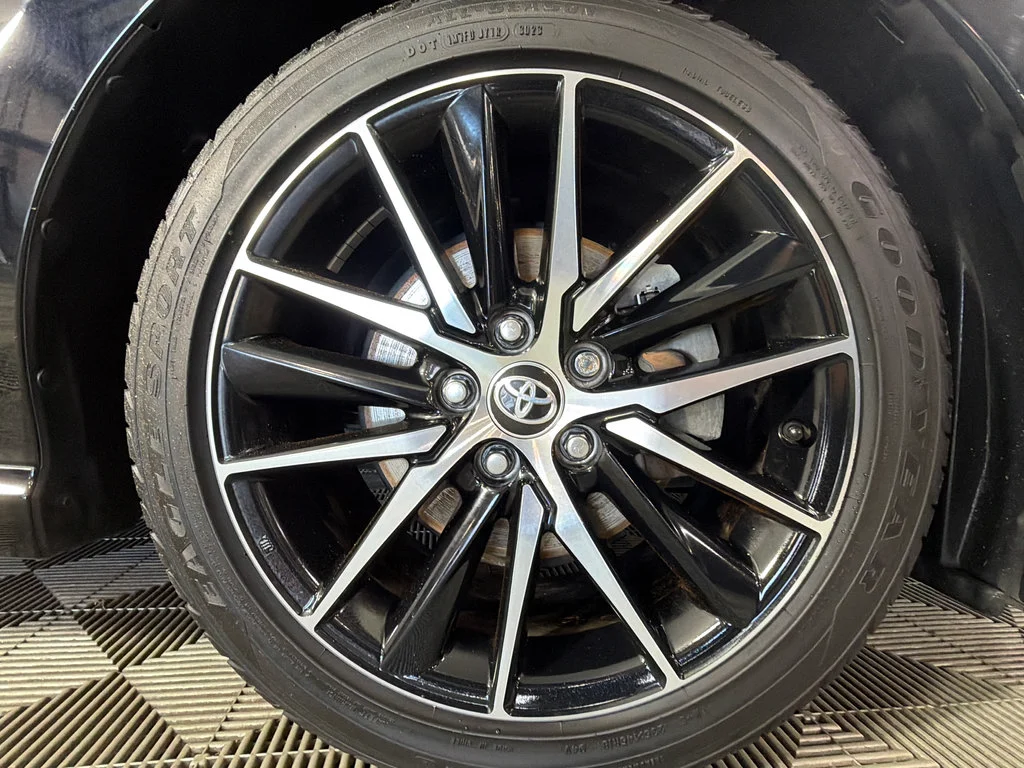 2021 Toyota Camry SE - Photo 34