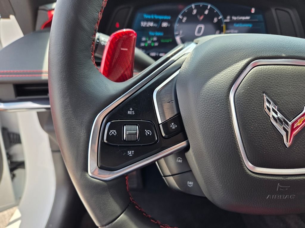 Used 2024 White Chevrolet Stingray image 29