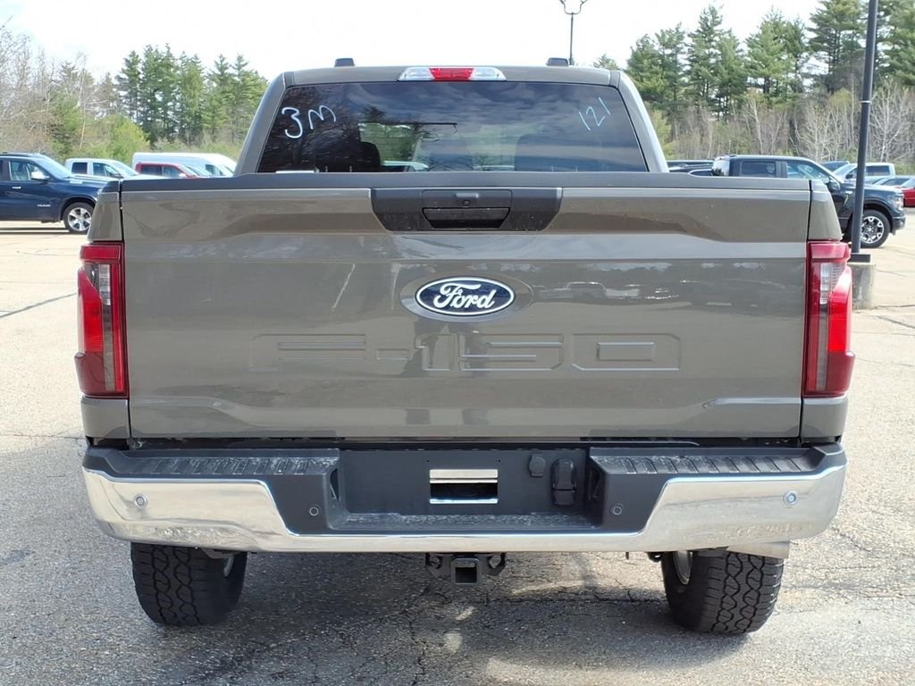 New 2026 Gray Ford XLT image 6