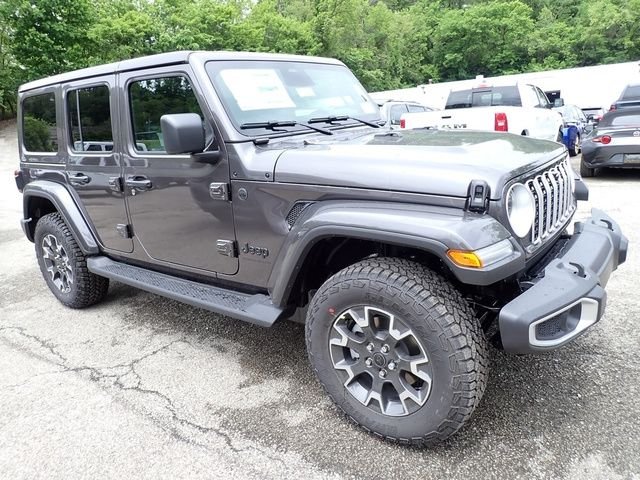 New 2026 Granite Crystal Metallic Clear-Coat Exterior Paint Jeep Sahara image 10