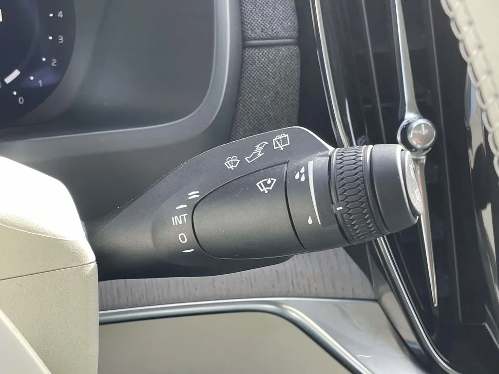 2026 Volvo XC90 Ultra - Photo 13