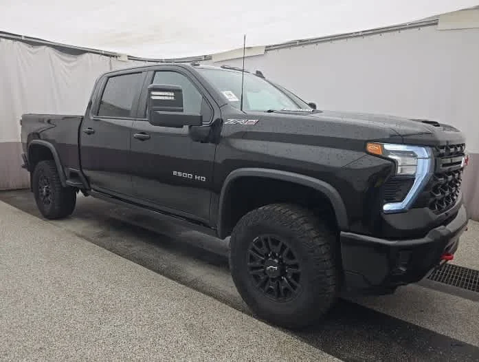 Used 2024 Black Chevrolet ZR2 image 4
