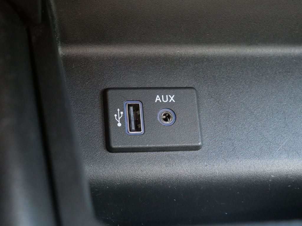 Certified Used 2017 Silver Nissan 2.5 SV image 25