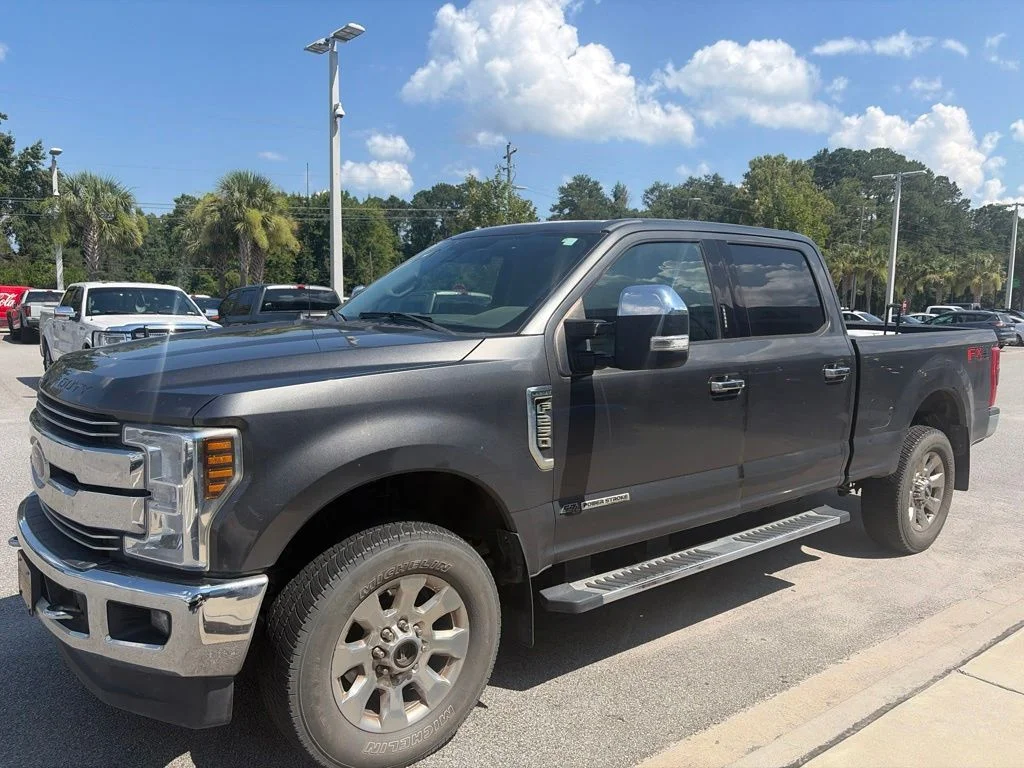 Used 2018 Magnetic Ford Lariat image 1