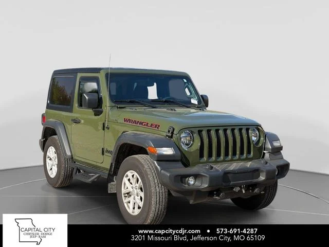 2023 Jeep Wrangler Sport S's photo